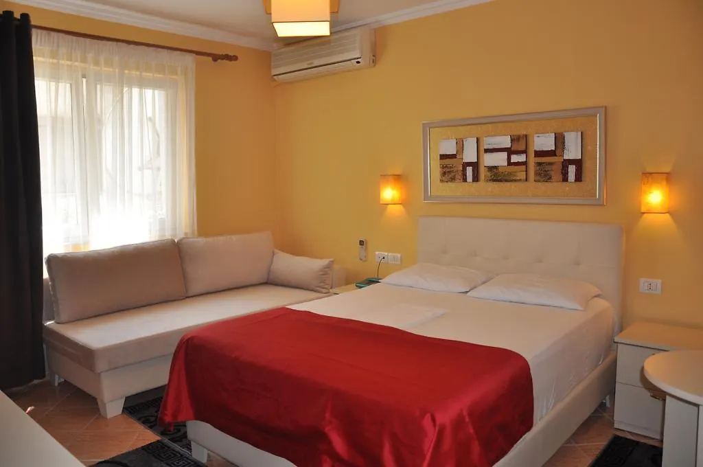 Hotel Pik Loti Tirana